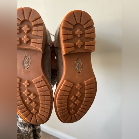 NWOT Sofft Taupe Suede Knee-High Riding Boots - Picture 8 of 8